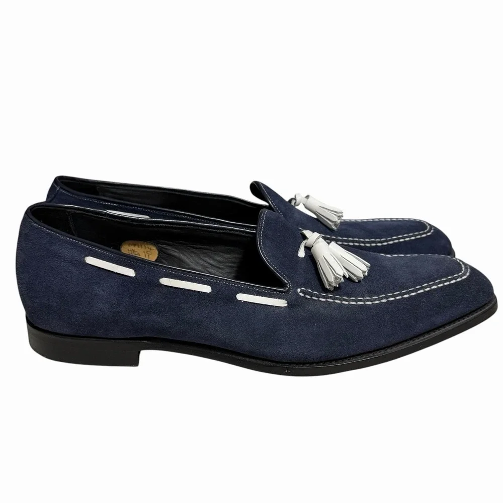 Barker Black step out